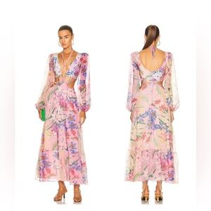 PatBo Iris Long Sleeve Plunge Dress size XS
$400
Size: XS| PatBO